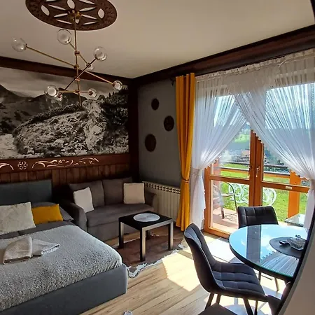 Goralski Apartment *